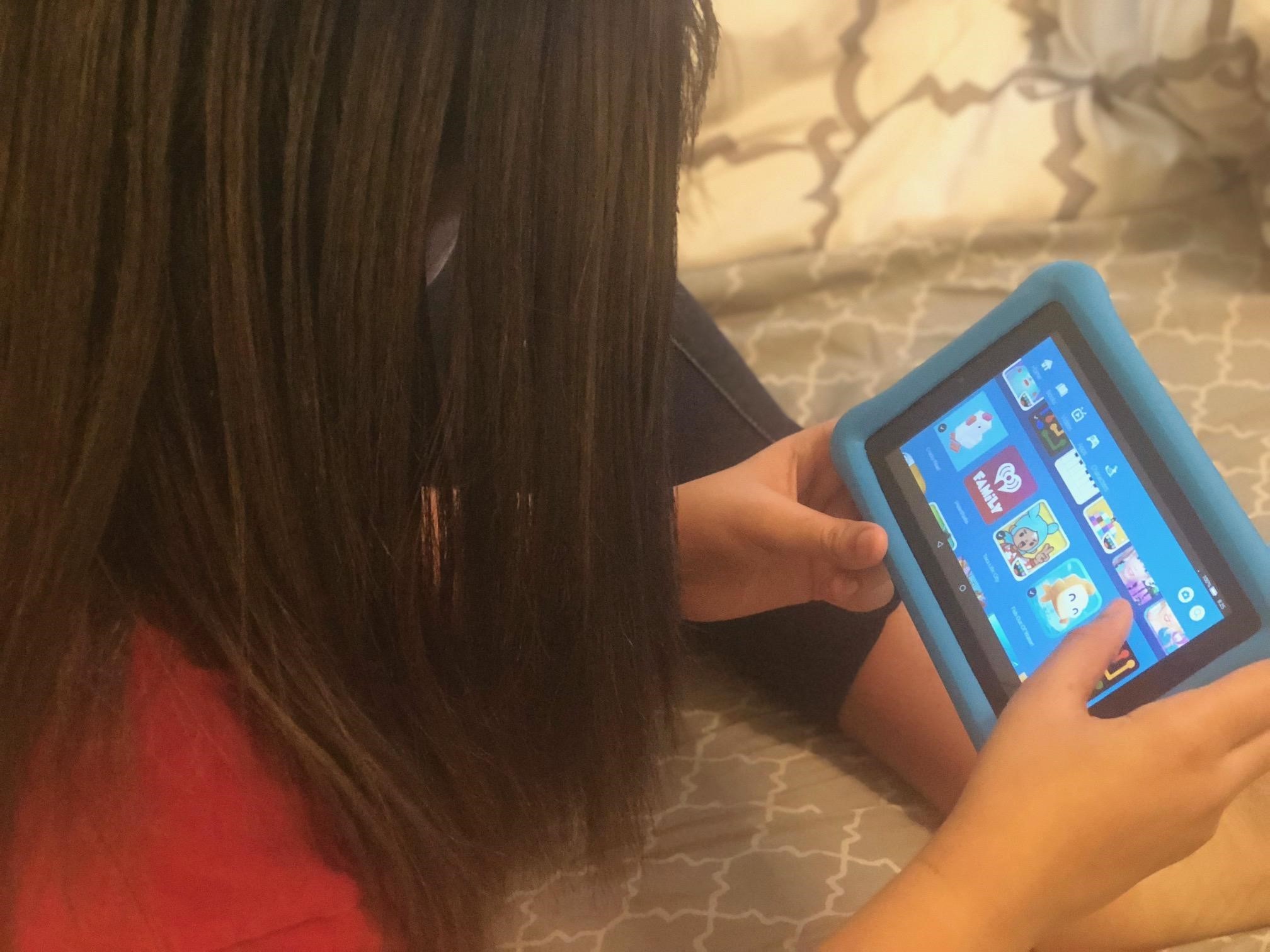 4 Reasons Why My Daughter Loves the Amazon Fire 7 Kids Edition