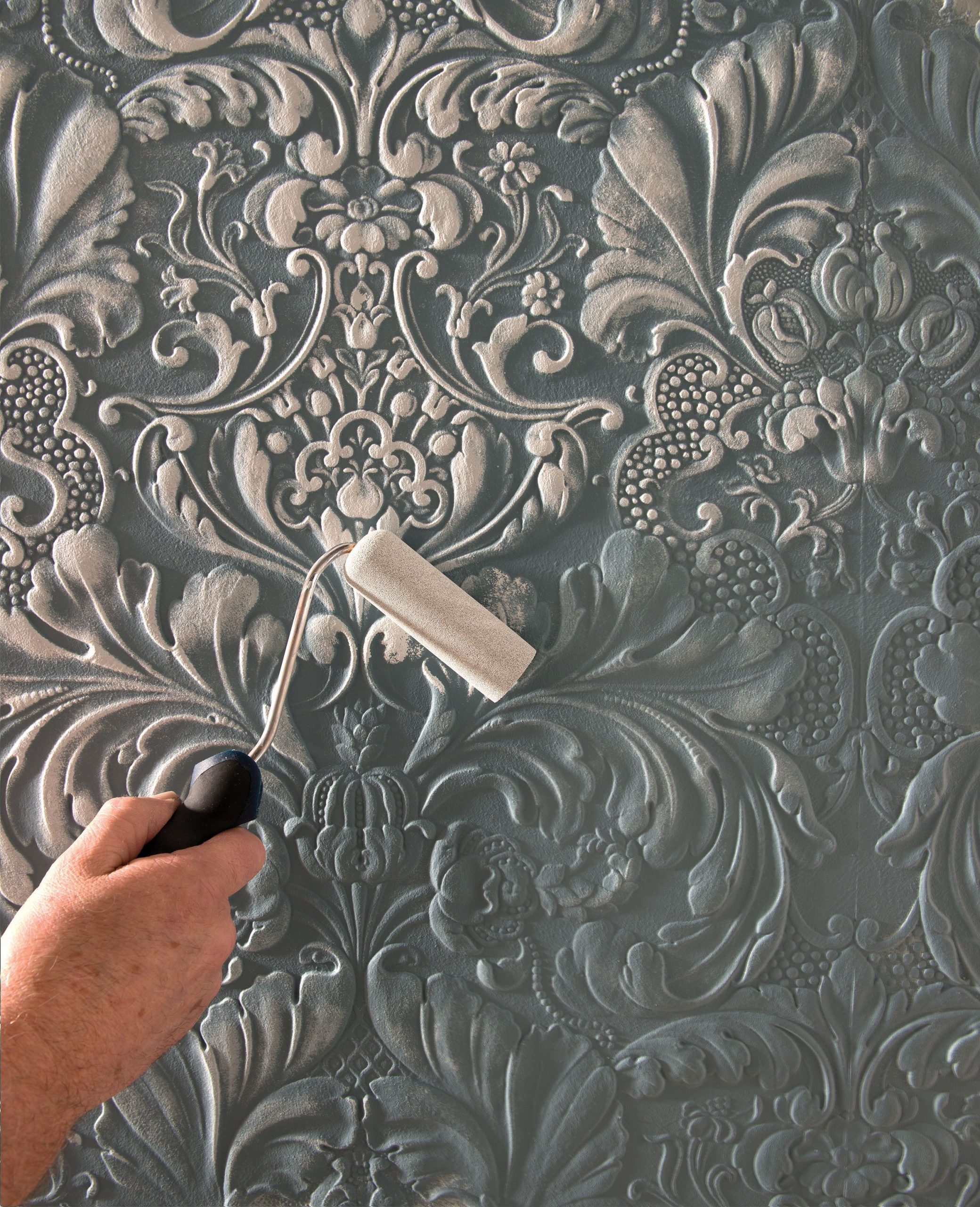 3 Areas to Add Paintable Wallpaper in Your Home
