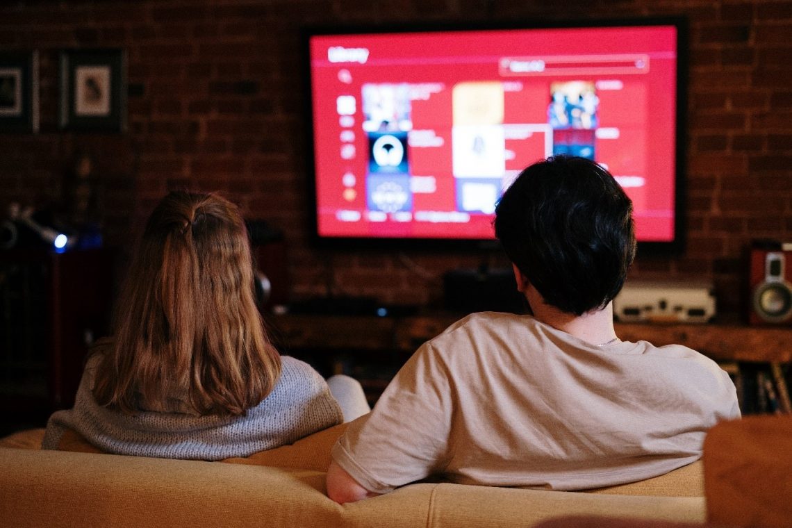 8 Tips For the Ultimate Binge-Watching Session