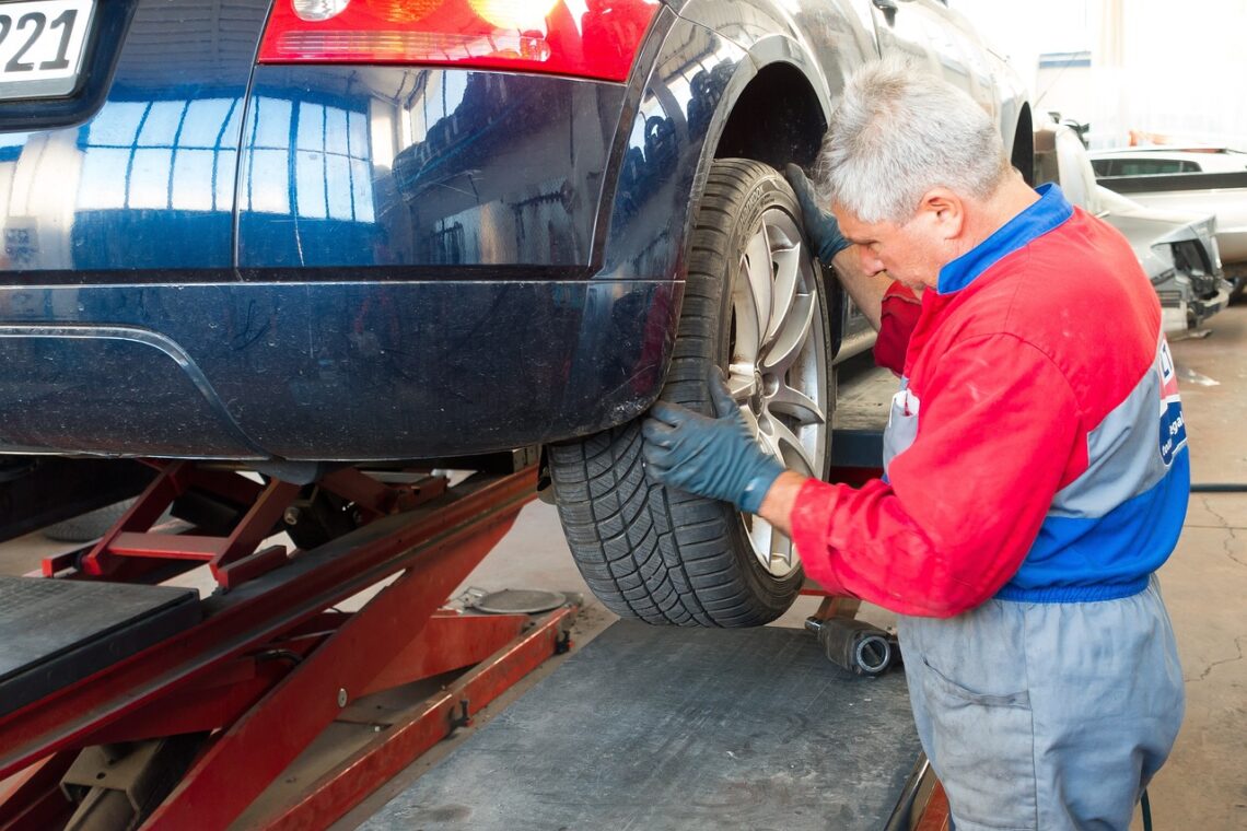 The Car Maintenance Checklist: Basic Essentials Tips for New Car Owners