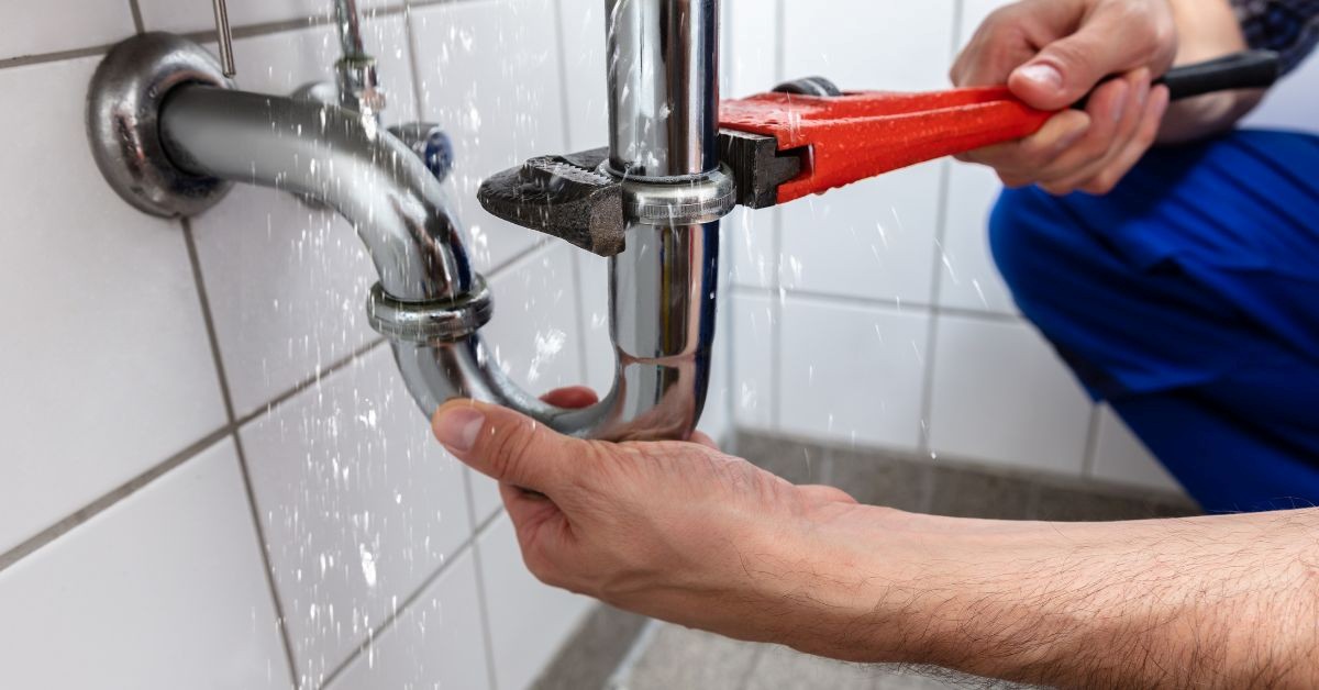 Plumbing Tasks You Should Avoid Doing Yourself