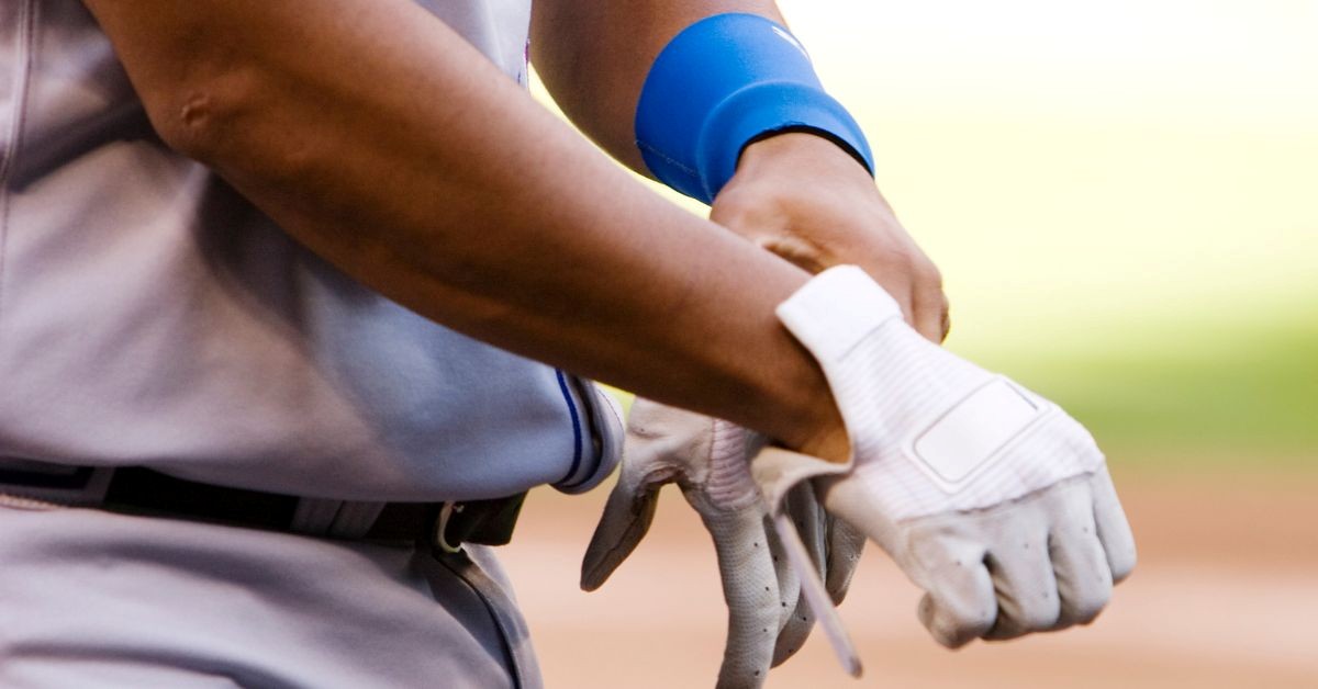 Why Some Baseball Batters Wear Gloves and Others Don’t